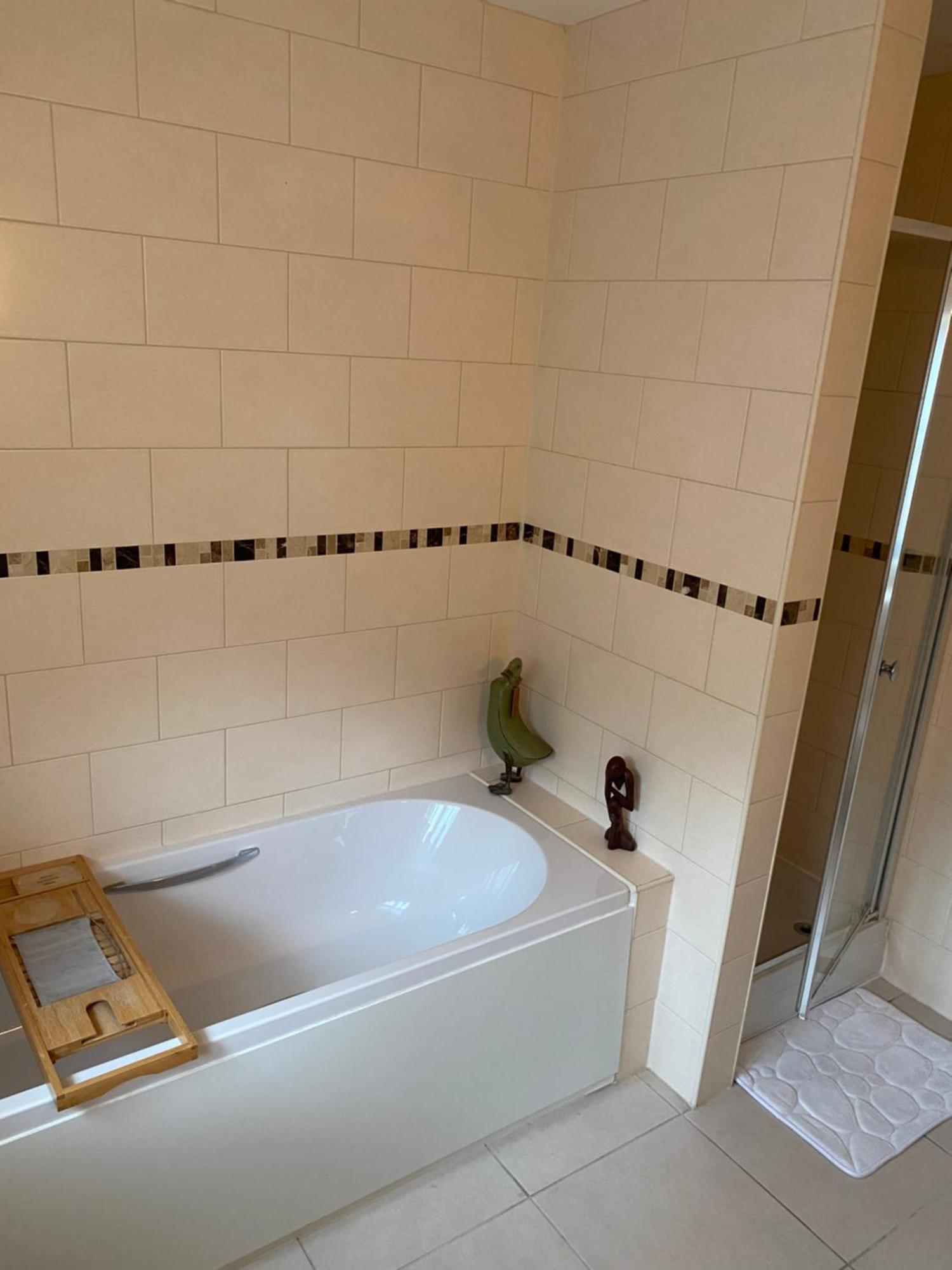 Beautiful Private Room With Kingsize Bed And Large Private En-Suite Πήτερμπορο Εξωτερικό φωτογραφία